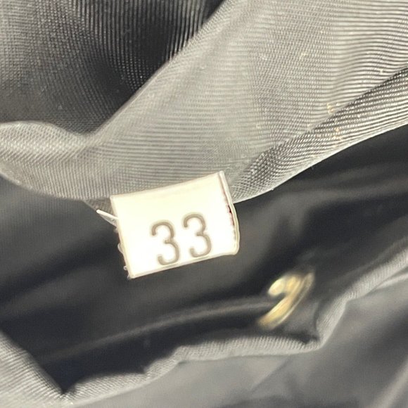 Prada Black Medium Re-Nylon Backpack - Authenticity Certified - Picture 10 of 13